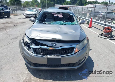 2013 Kia Optima Lx z USA, uszkodzony, nr VIN 5XXGM4A70DG125431